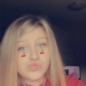 Meet your Posher, Lilly